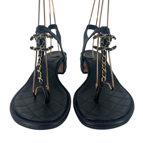 Chanel Lambskin Chain Interlocking CC Logo Thong Sandals in Black - Picture 9 of 16